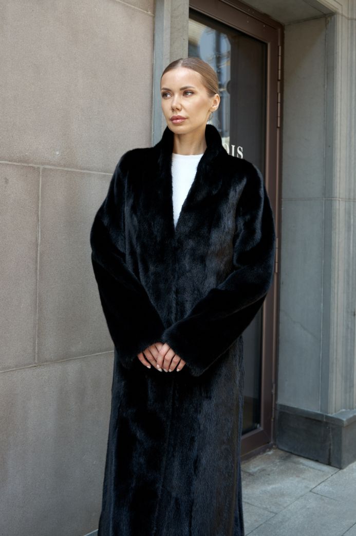 Норковая шуба с V воротом 1047