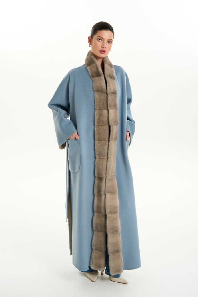 Кашемировое пальто с мехом норки 