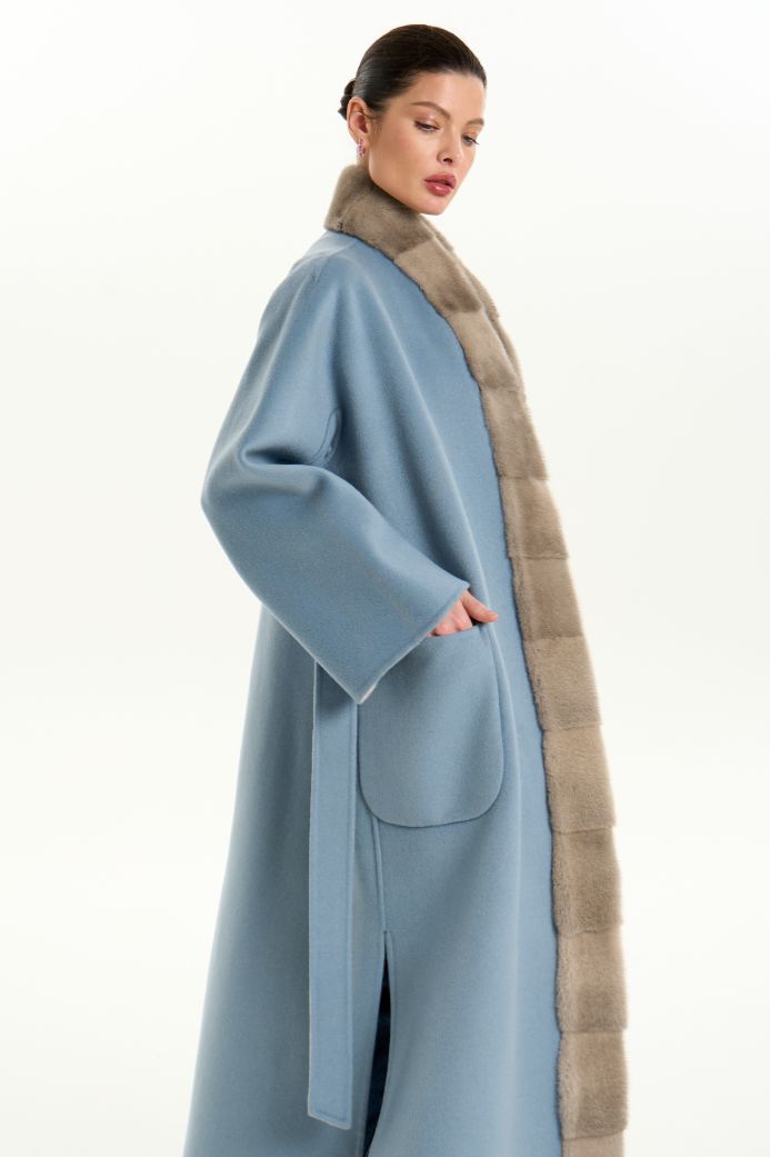 Кашемировое пальто с мехом норки 