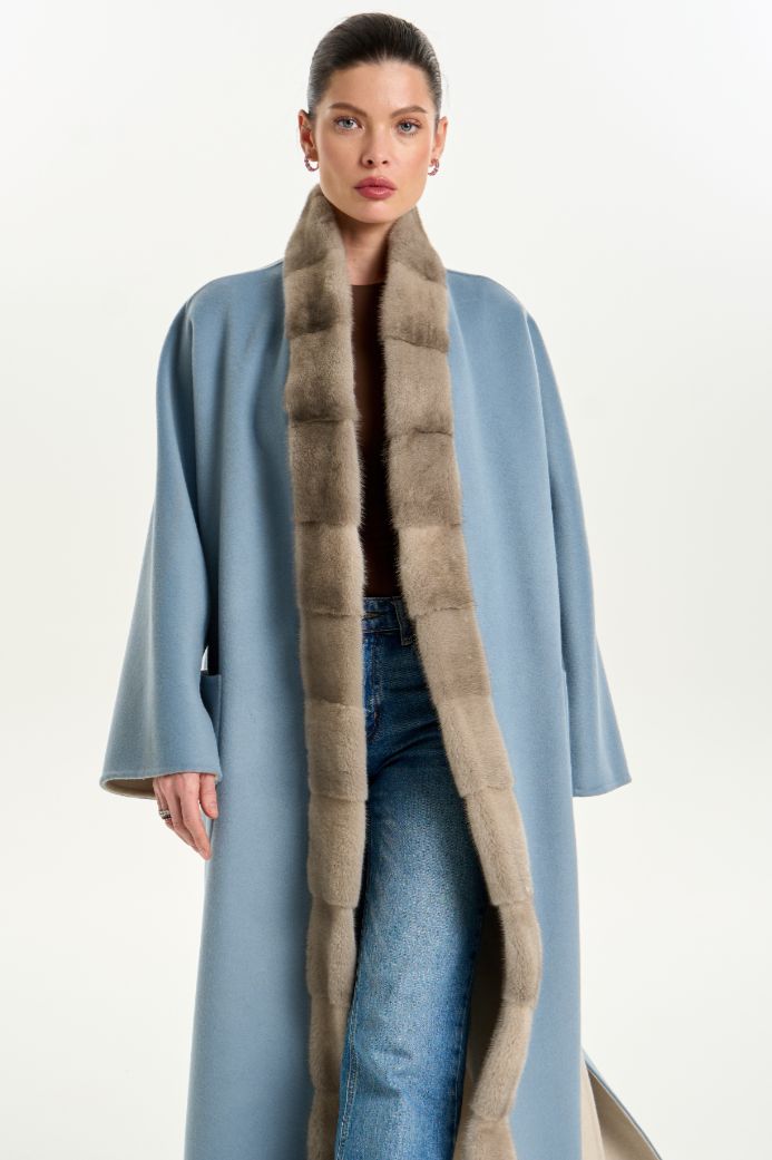 Кашемировое пальто с мехом норки 