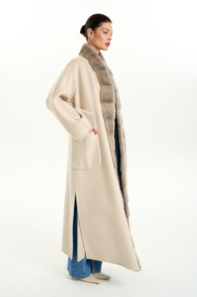 Кашемировое пальто с мехом норки 1071