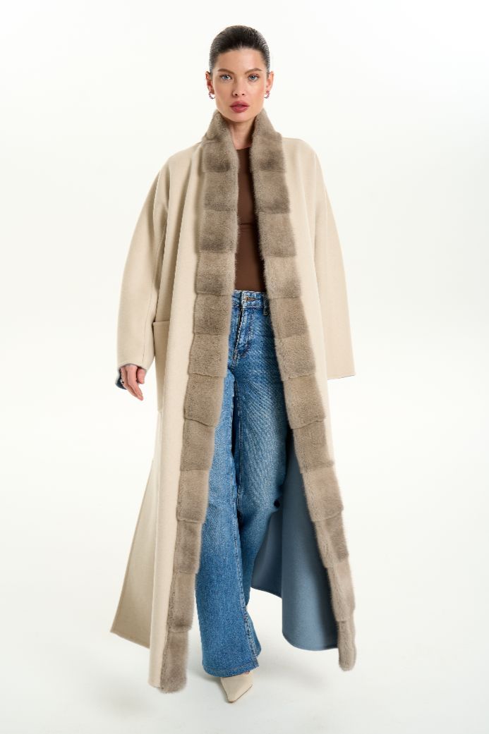 Кашемировое пальто с мехом норки 1071