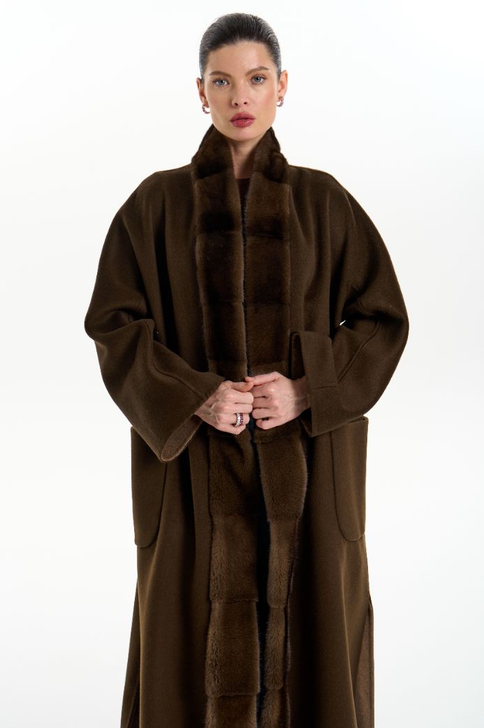 Кашемировое пальто с мехом норки 1076