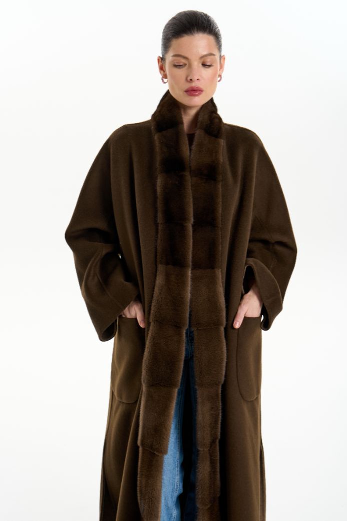 Кашемировое пальто с мехом норки 1076