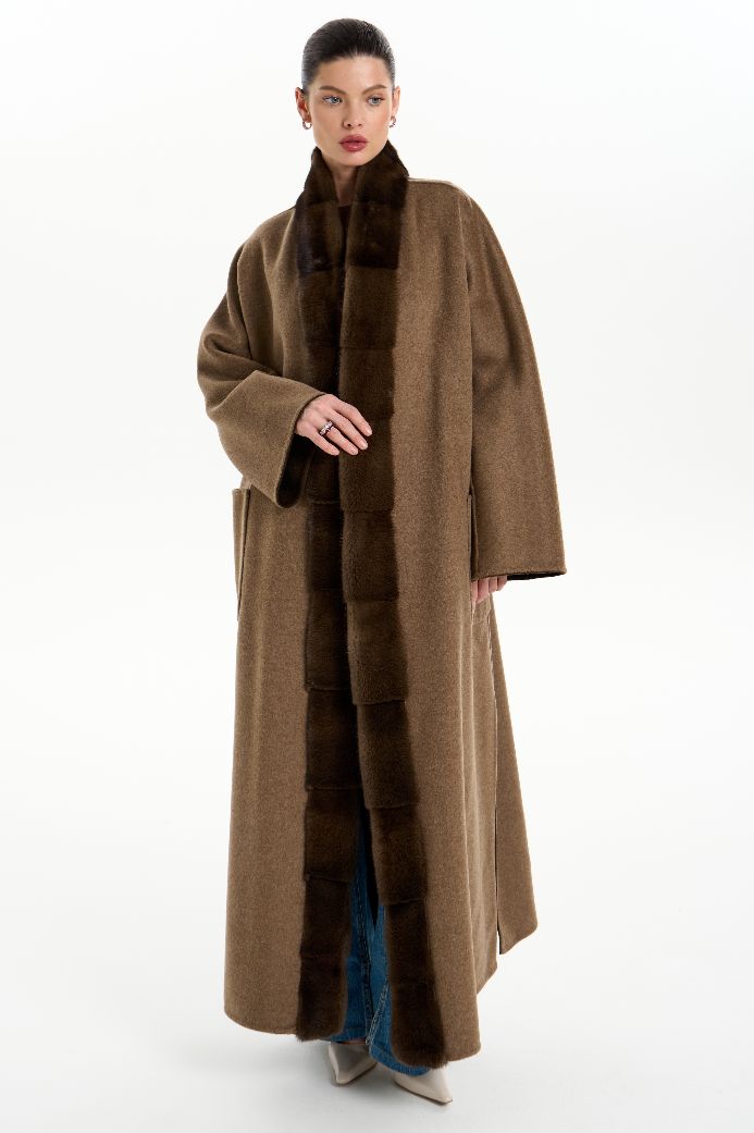 Кашемировое пальто с мехом норки 1077