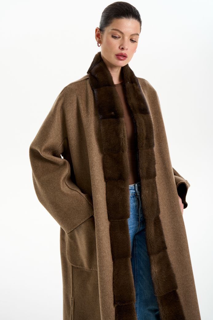Кашемировое пальто с мехом норки 1077