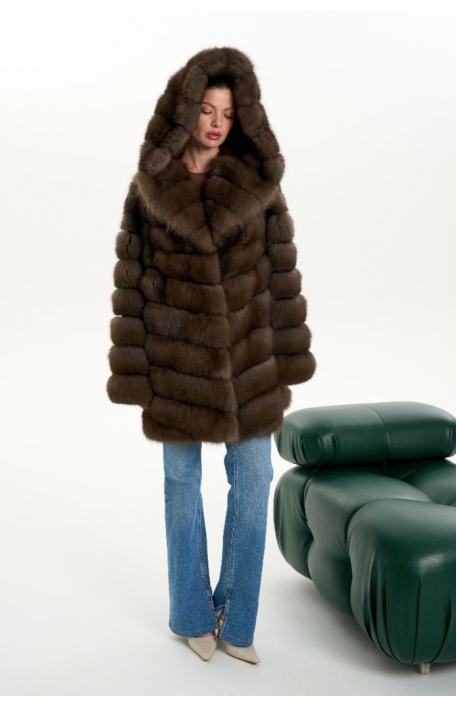Шуба из куницы с капюшоном 1079